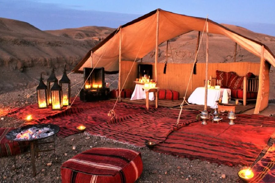 Marrakech désert Agafay balade en chameau dîner