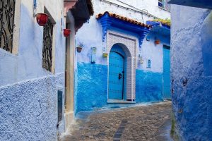Read more about the article Transfer from Marrakech to Chefchaouen via Casablanca